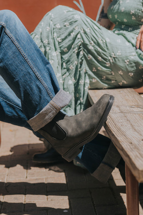 Lifestyle Men 6 image of Blundstone Men's Dress #1308 in Rustic Black