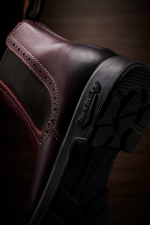 Lifestyle Women 1 image of Blundstone Women's Originals #1352 in Shiraz