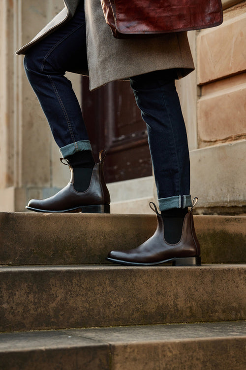 Lifestyle Men 3 image of Blundstone Men's Heritage #155 in Brown