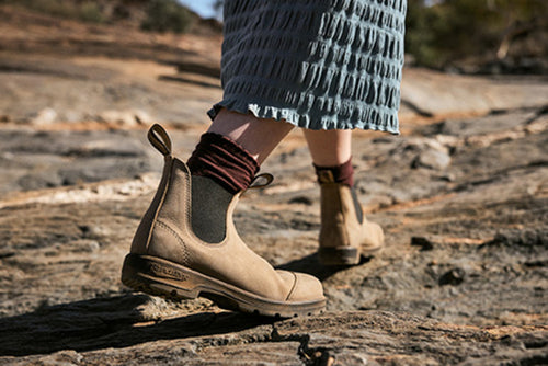 Lifestyle Women 7 image of Blundstone Women's Classics #2546 in Texas Sand