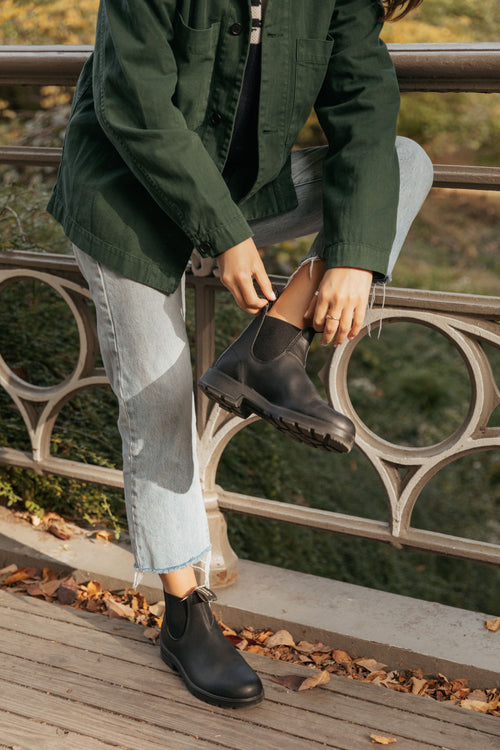 Lifestyle Women 9 image of Blundstone Women's Originals #510 in Black
