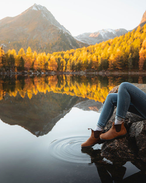 Lifestyle Women 10 image of Blundstone Women's Classics #562 in Saddle Brown