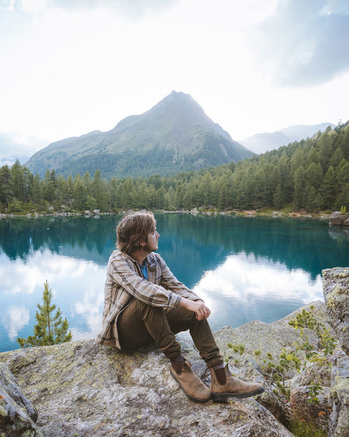 Lifestyle Men 4 image of Blundstone Men's Classics #585 in Rustic Brown