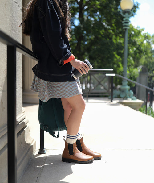 Lifestyle Women 6 image of Blundstone Women's Originals #2215 in Camel