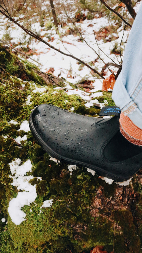 Lifestyle Women 10 image of Blundstone Women's Thermal #566 in Black