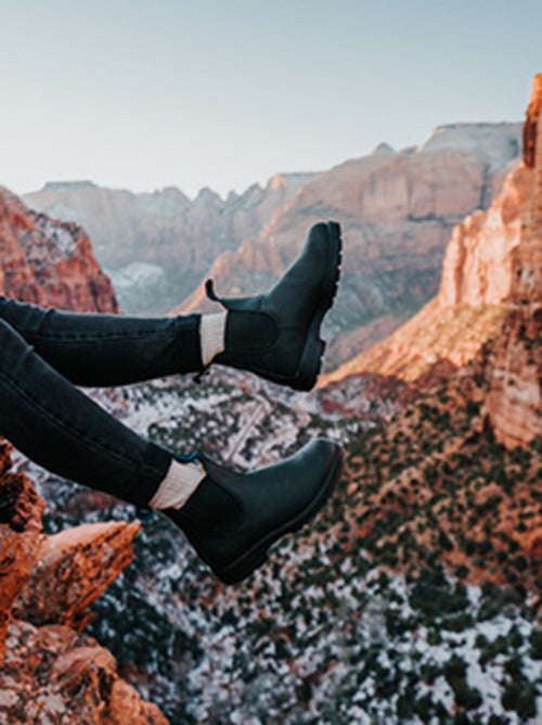 Lifestyle Women 4 image of Blundstone Women's Thermal #566 in Black