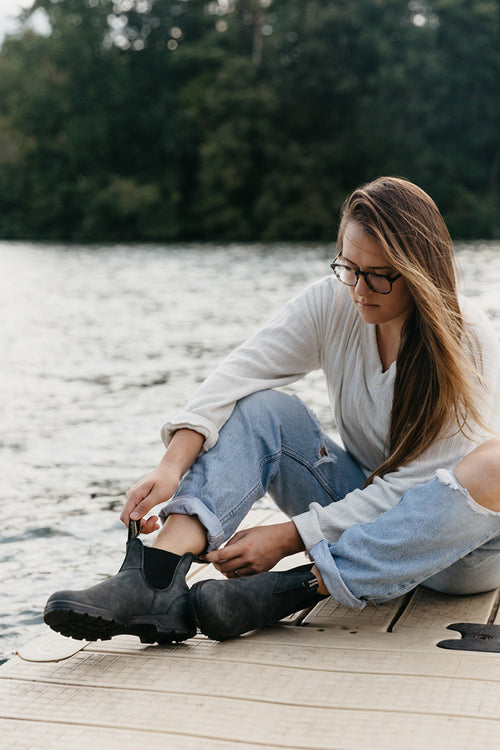 Lifestyle Women 3 image of Blundstone Women's Classics #587 in Rustic Black