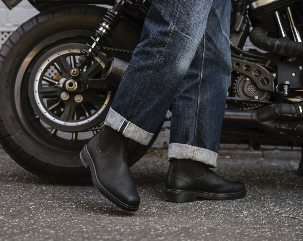 Men's Black Boots in Fashion: Classic Looks That Never Go Out of Style - Blundstone Men's Black Boots in Fashion: Classic Looks That Never Go Out of Style - Blundstone