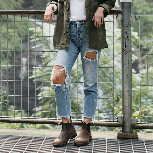 How to Wear Chelsea Boots with Jeans