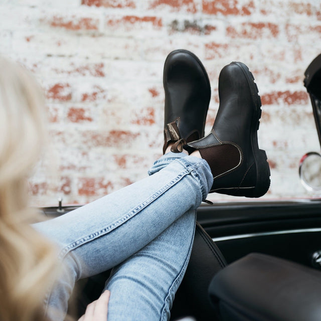 Vogue Talks About Boots to Wear in Your 30's