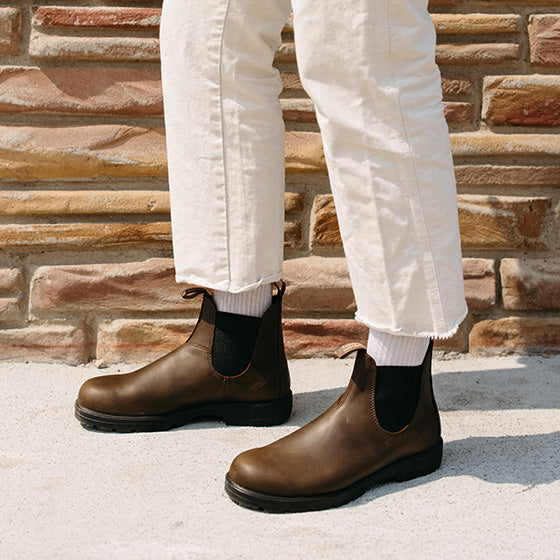 What's the difference between Blundstone Classic and Original? - Blundstone What's the difference between Blundstone Classic and Original? - Blundstone