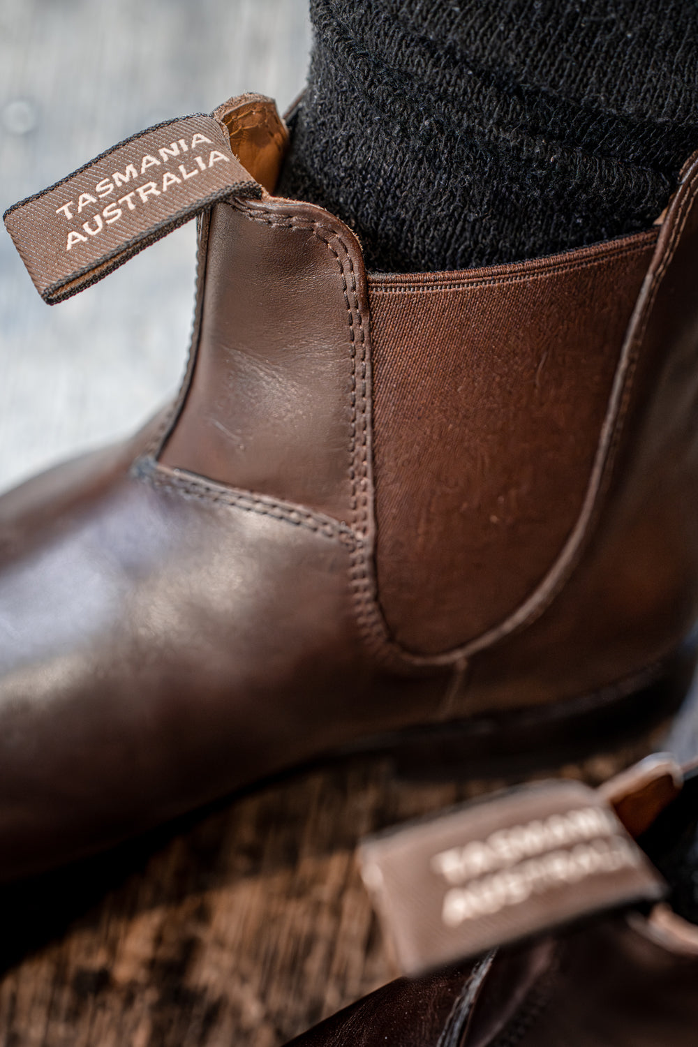 Brown Premium Leather Chelsea Boots, Men's Heritage 157 - Blundstone
