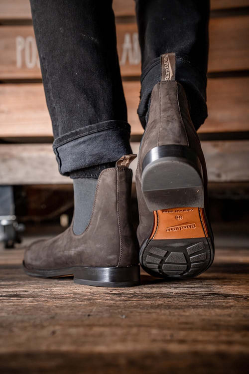 Lifestyle Men 2 image of Blundstone Men's Heritage #159 in Chocolate