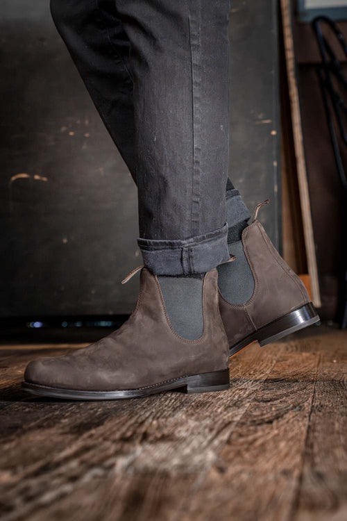 Lifestyle Men 5 image of Blundstone Men's Heritage #159 in Chocolate