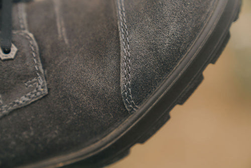 Lifestyle Women 6 image of Blundstone Women's Originals #2530 in Steel Grey