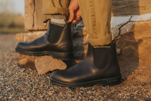 Lifestyle Men 5 image of Blundstone Men's Classics #2540 in Claret