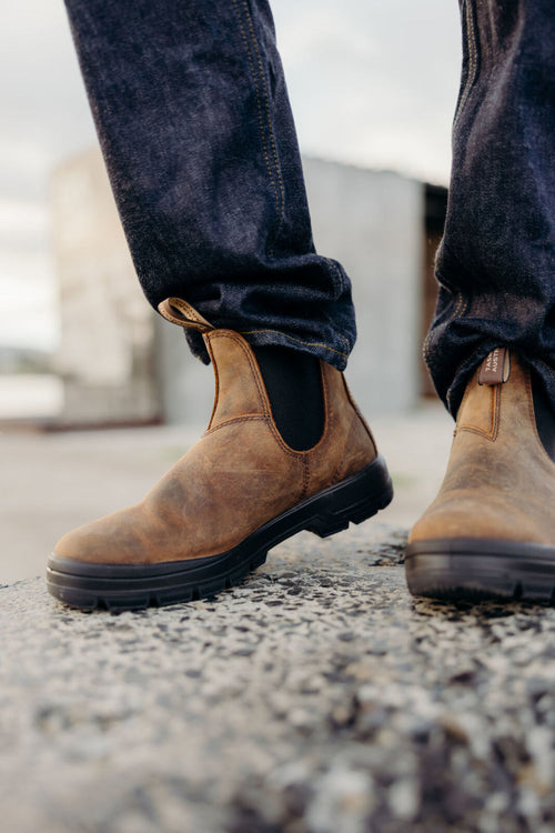 Lifestyle Men 5 image of Blundstone Men's Terrain #2630 in Suntan