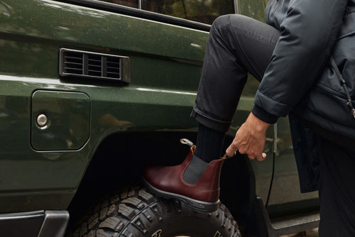 Lifestyle Men 6 image of Blundstone Men's Classics #2130 in Auburn