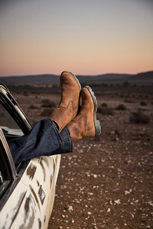 Lifestyle Men 6 image of Blundstone Men's Originals #2527 in Teak