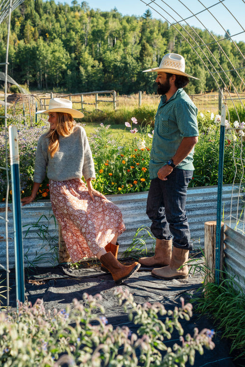 Lifestyle Men 1 image of Blundstone Men's Originals #2529 in Mushroom