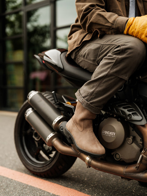 Lifestyle Men 5 image of Blundstone Men's Originals #2529 in Mushroom