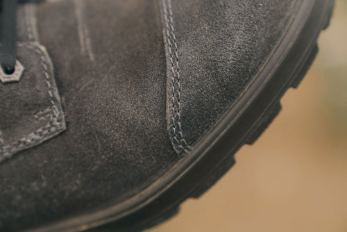 Lifestyle Women 6 image of Blundstone Women's Originals #2530 in Steel Grey