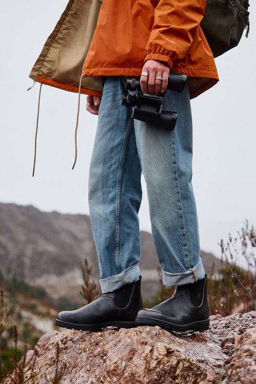 Lifestyle Men 10 image of Blundstone Men's Classics #2550 in Vintage Zinc Brush