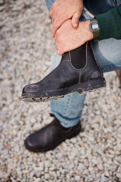 Lifestyle Men 6 image of Blundstone Men's Classics #2550 in Vintage Zinc Brush
