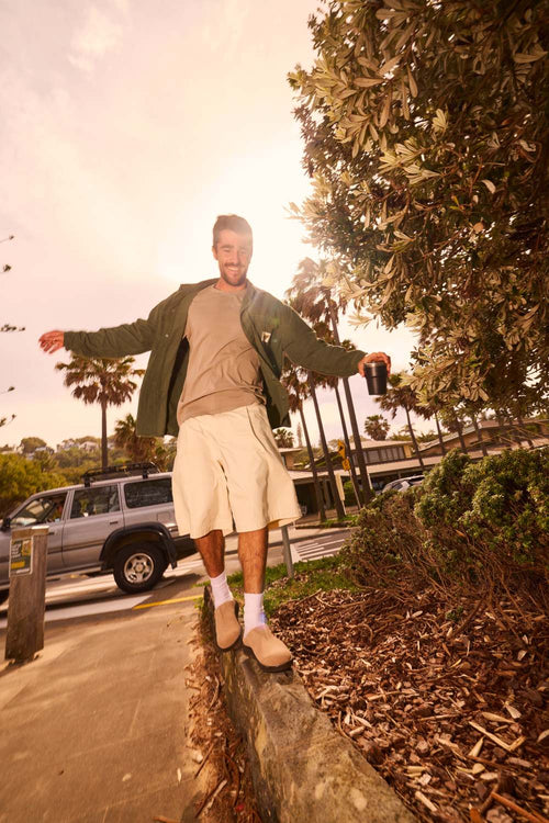 Lifestyle Men 2 image of Blundstone Men's Aerocork #2692 in Sand