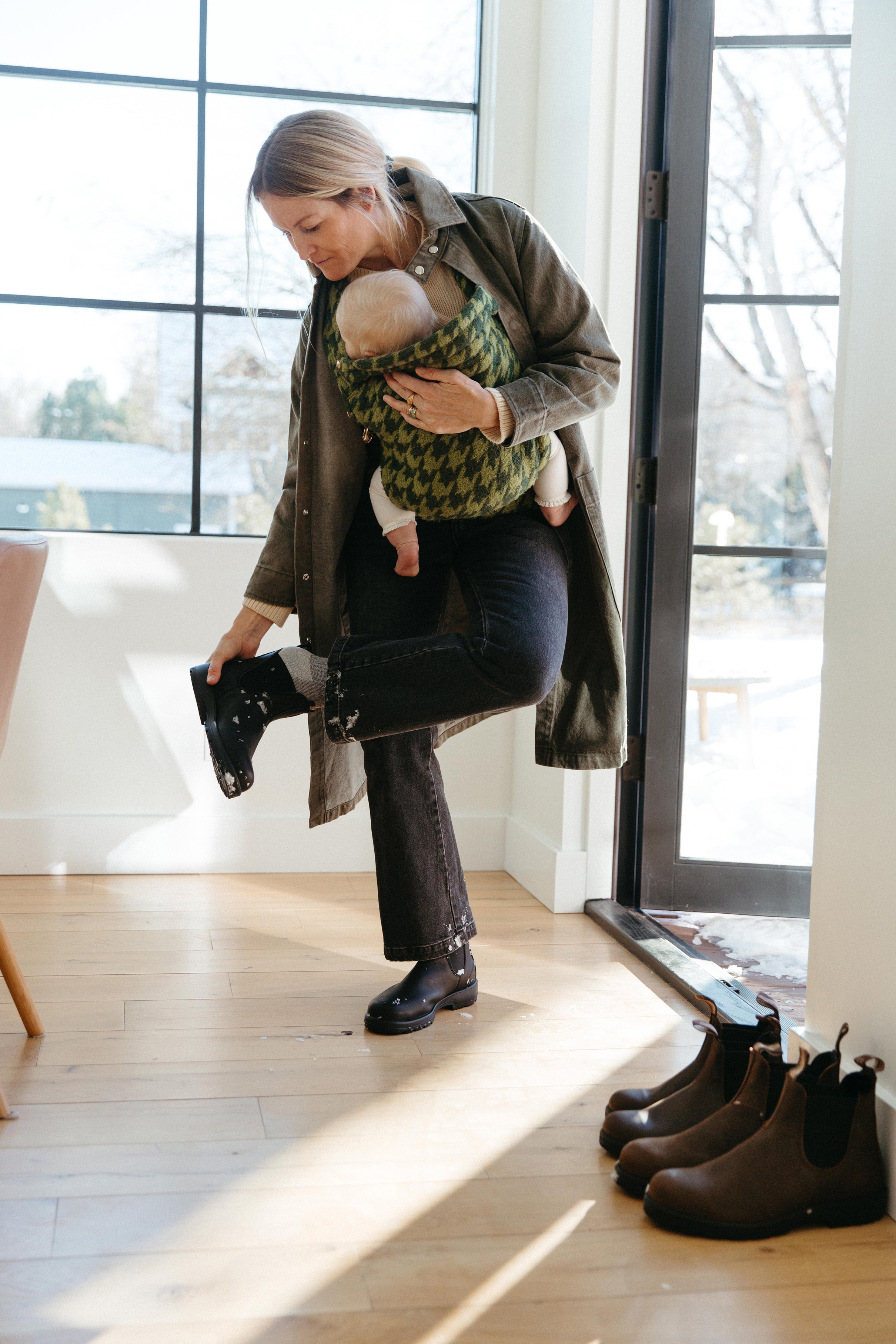 Black Premium Leather Chelsea Boots, Women's Classics 558 - Blundstone