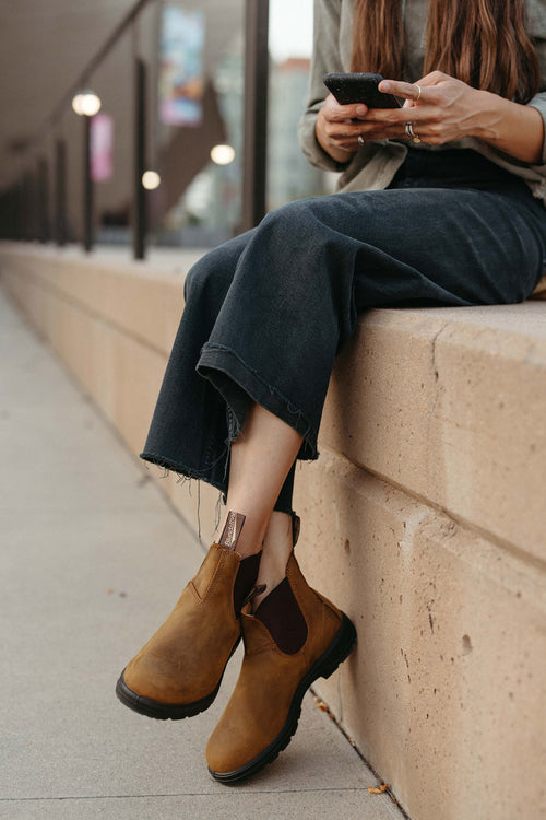 Lifestyle Women 3 image of Blundstone Women's Classics #562 in Saddle Brown
