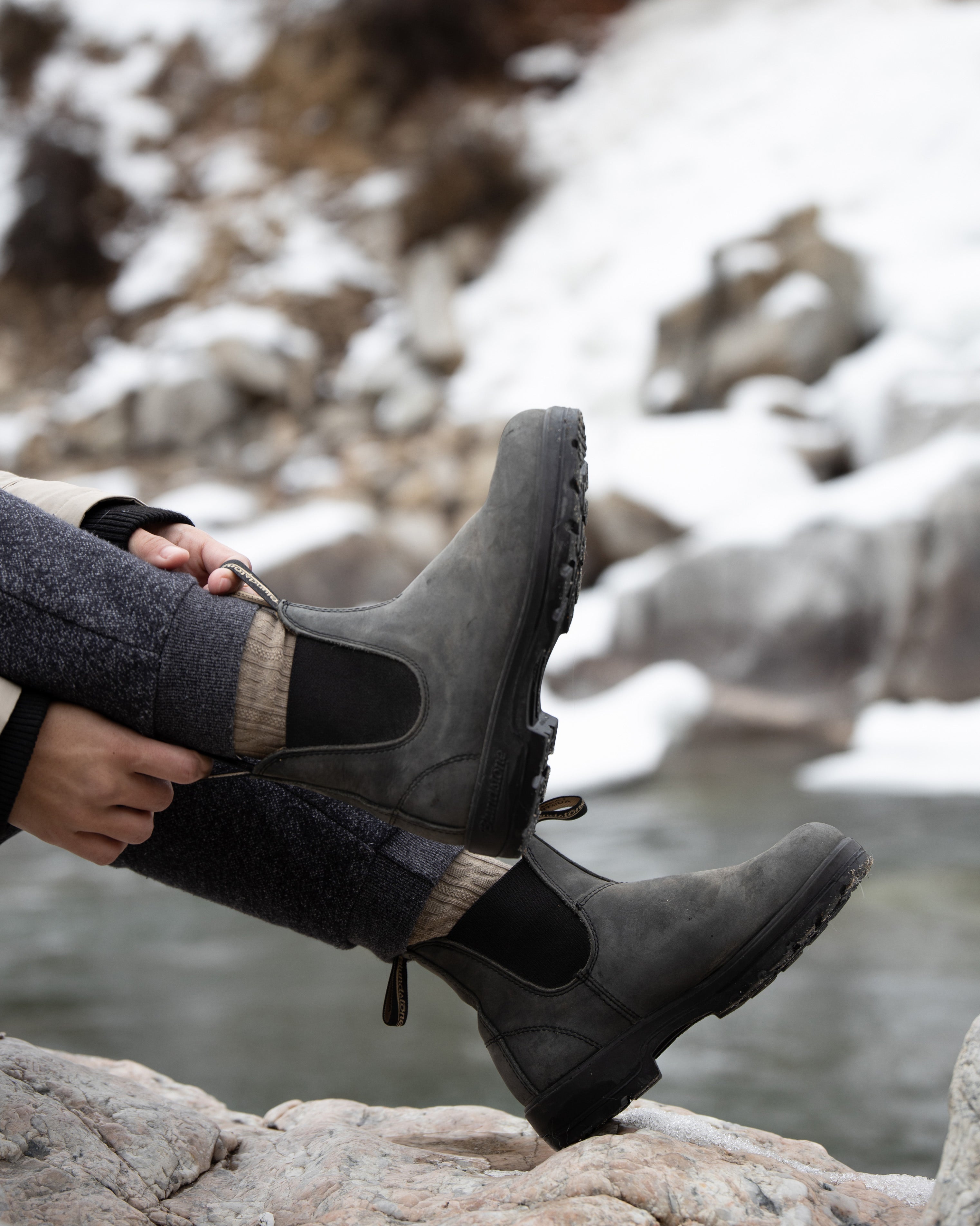 Rustic Black Leather Chelsea Boots, Women's Classics 587 - Blundstone