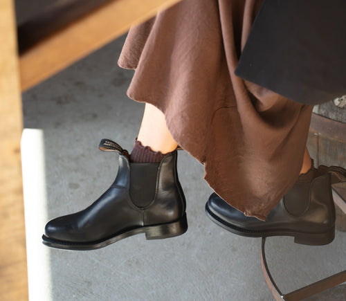 Lifestyle Women 7 image of Blundstone Women's Heritage #156 in Black