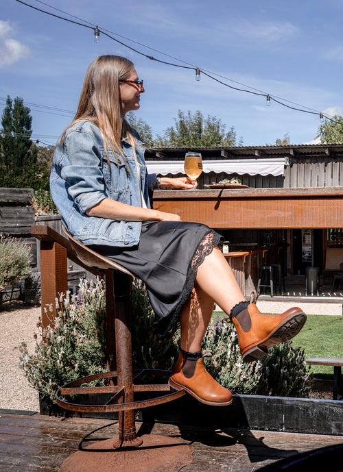 Lifestyle Women 5 image of Blundstone Women's Heritage #158 in Chestnut