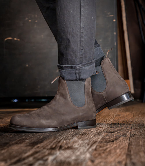 Lifestyle Men 5 image of Blundstone Men's Heritage #159 in Chocolate