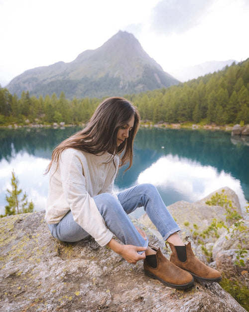 Lifestyle Women 5 image of Blundstone Women's Classics #1609 in Antique Brown