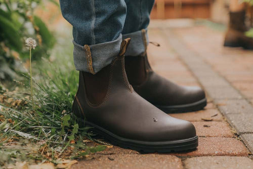 Lifestyle Women 4 image of Blundstone Women's Classics #550 in Walnut Brown