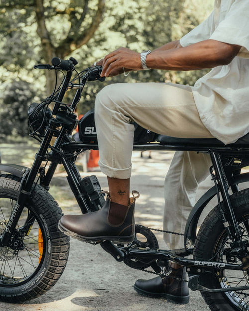 Lifestyle Men 8 image of Blundstone Men's Classics #550 in Walnut Brown