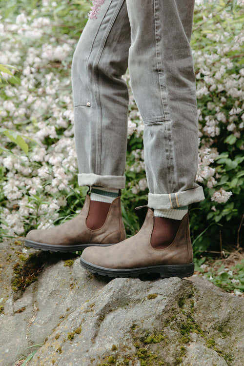 Lifestyle Men 6 image of Blundstone Men's Classics #585 in Rustic Brown
