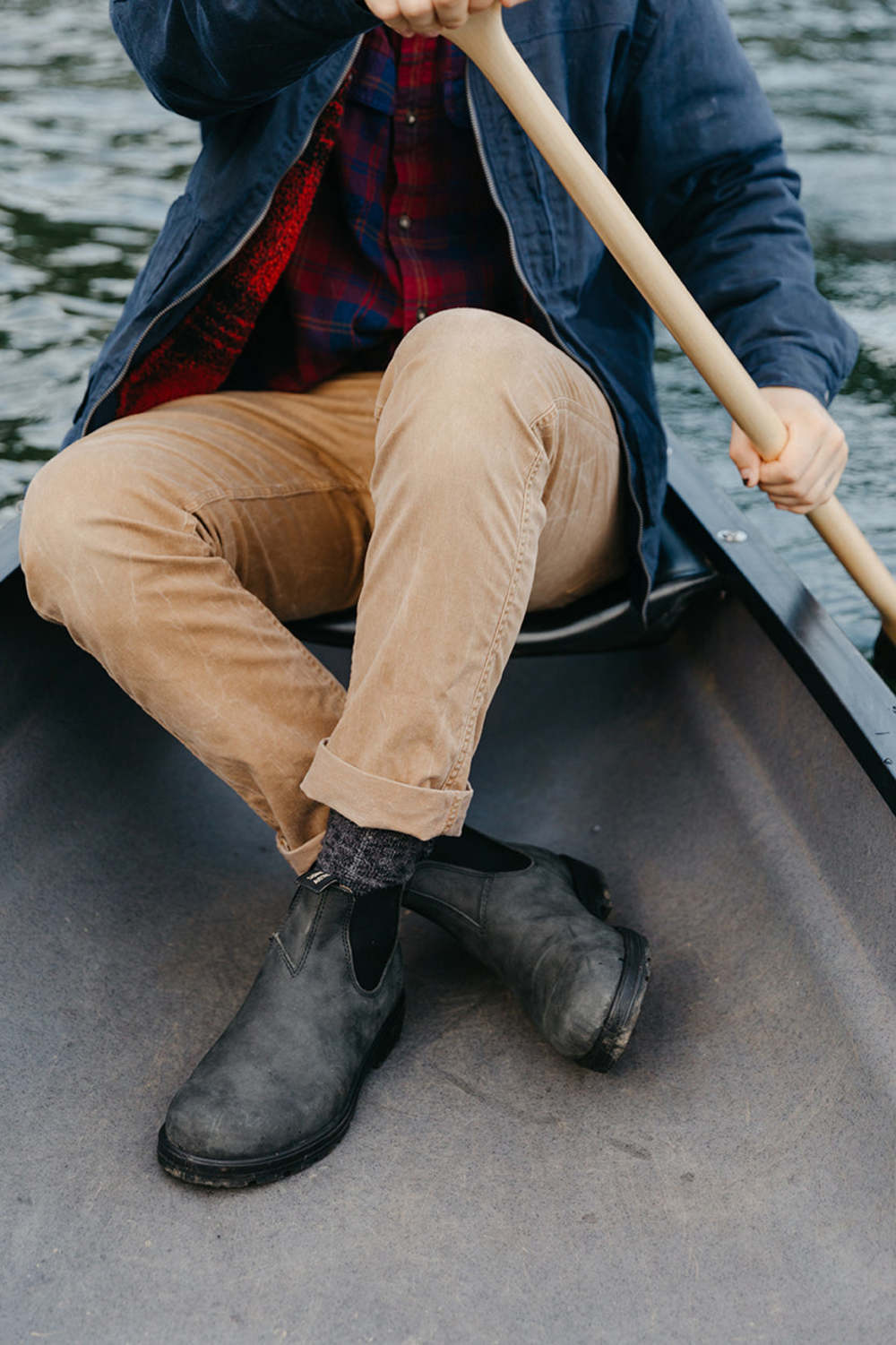 Rustic Black Leather Chelsea Boots, Men's Classics 587 - Blundstone