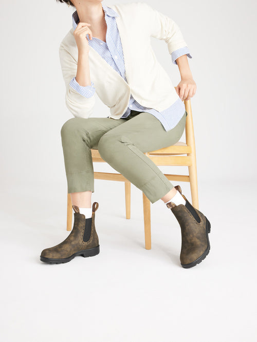 Lifestyle Women 5 image of Blundstone Women's Originals #1351 in Rustic Brown