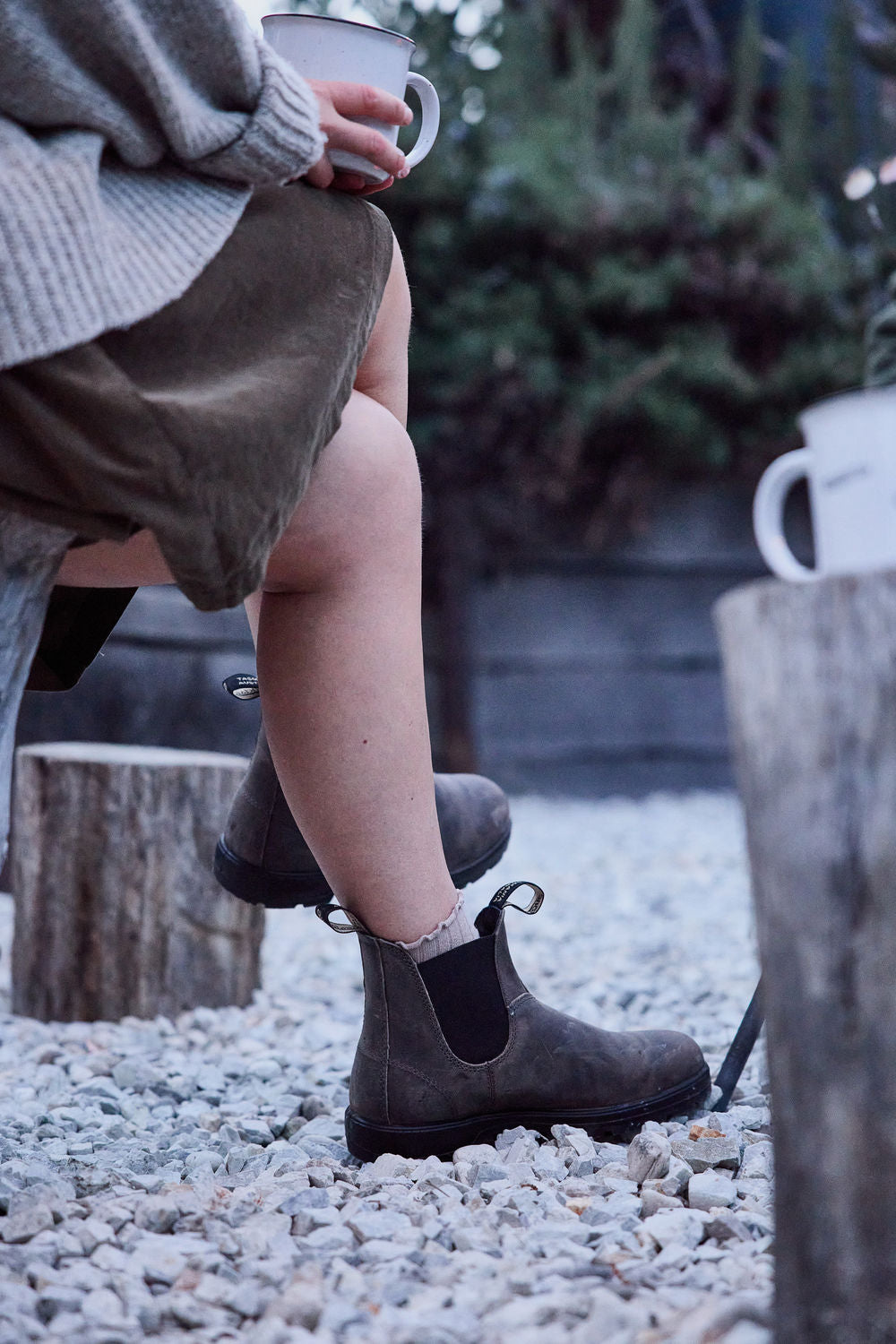 Clay Premium Leather Chelsea Boots, Women's Classics 2446 - Blundstone