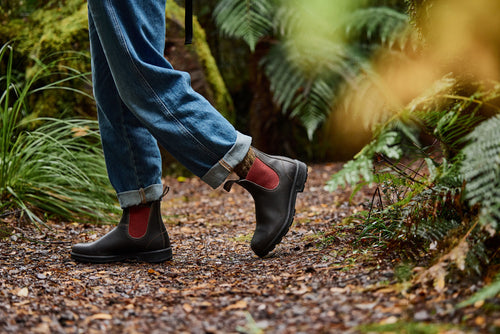 Lifestyle Women 8 image of Blundstone Women's Originals #2500 in Brown