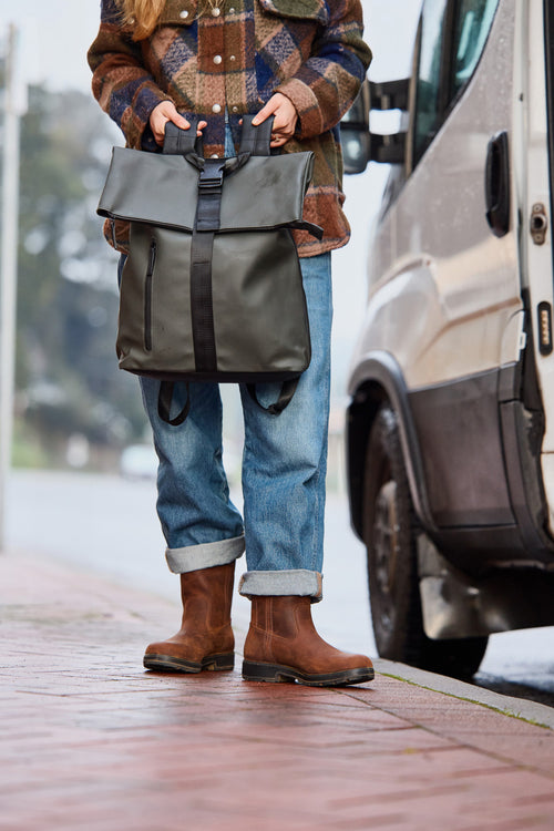 Lifestyle Women 8 image of Blundstone Women's Originals #2527 in Teak