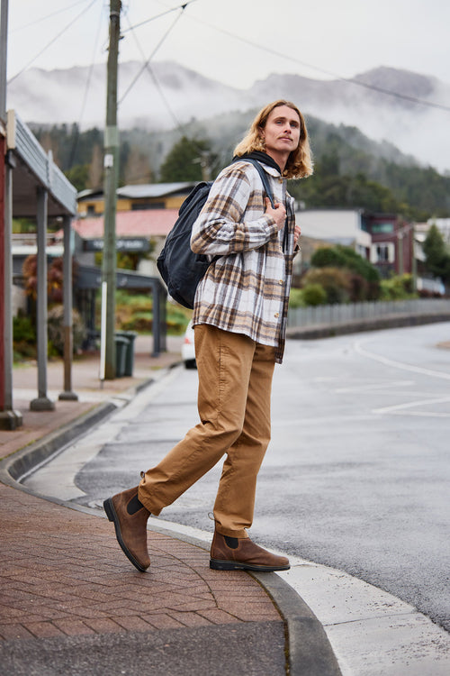 Lifestyle Men 1 image of Blundstone Men's Dress #2581 in Tobacco Suede