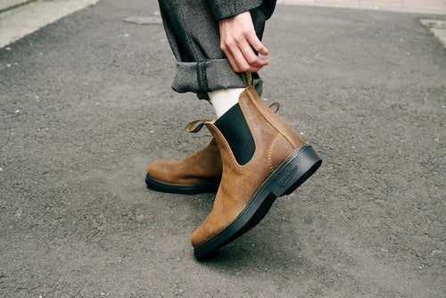 Lifestyle Women 8 image of Blundstone Women's Dress #2581 in Tobacco Suede