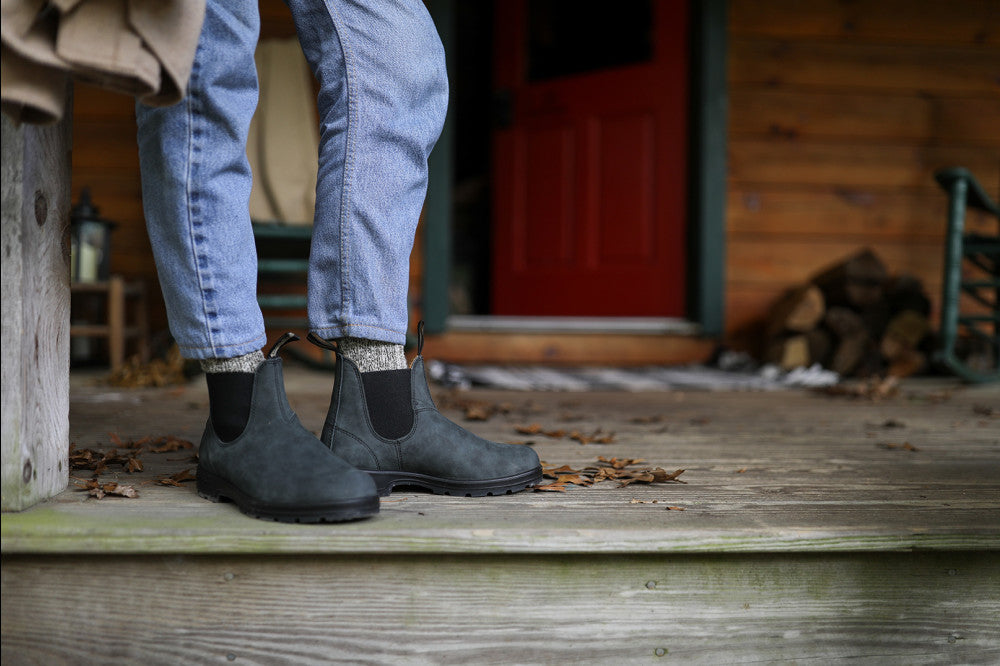 Rustic Black Leather Chelsea Boots, Women's Classics 587 - Blundstone