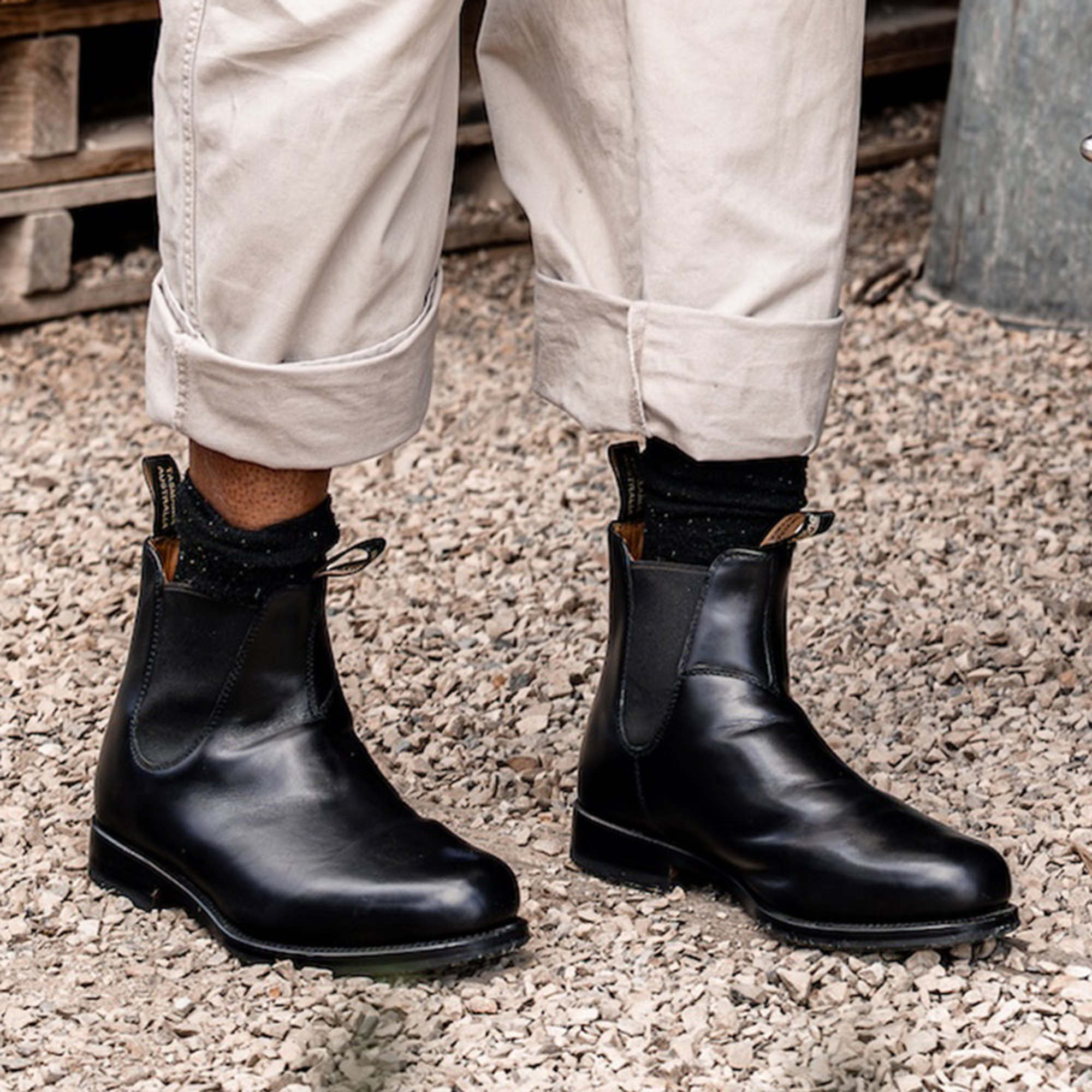 Black Premium Leather Chelsea Boots, Men's Heritage 156 - Blundstone