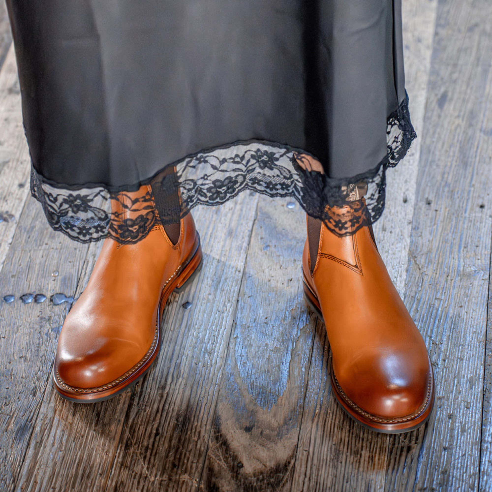 Chestnut Premium Leather Chelsea Boots, Women's Heritage 158
