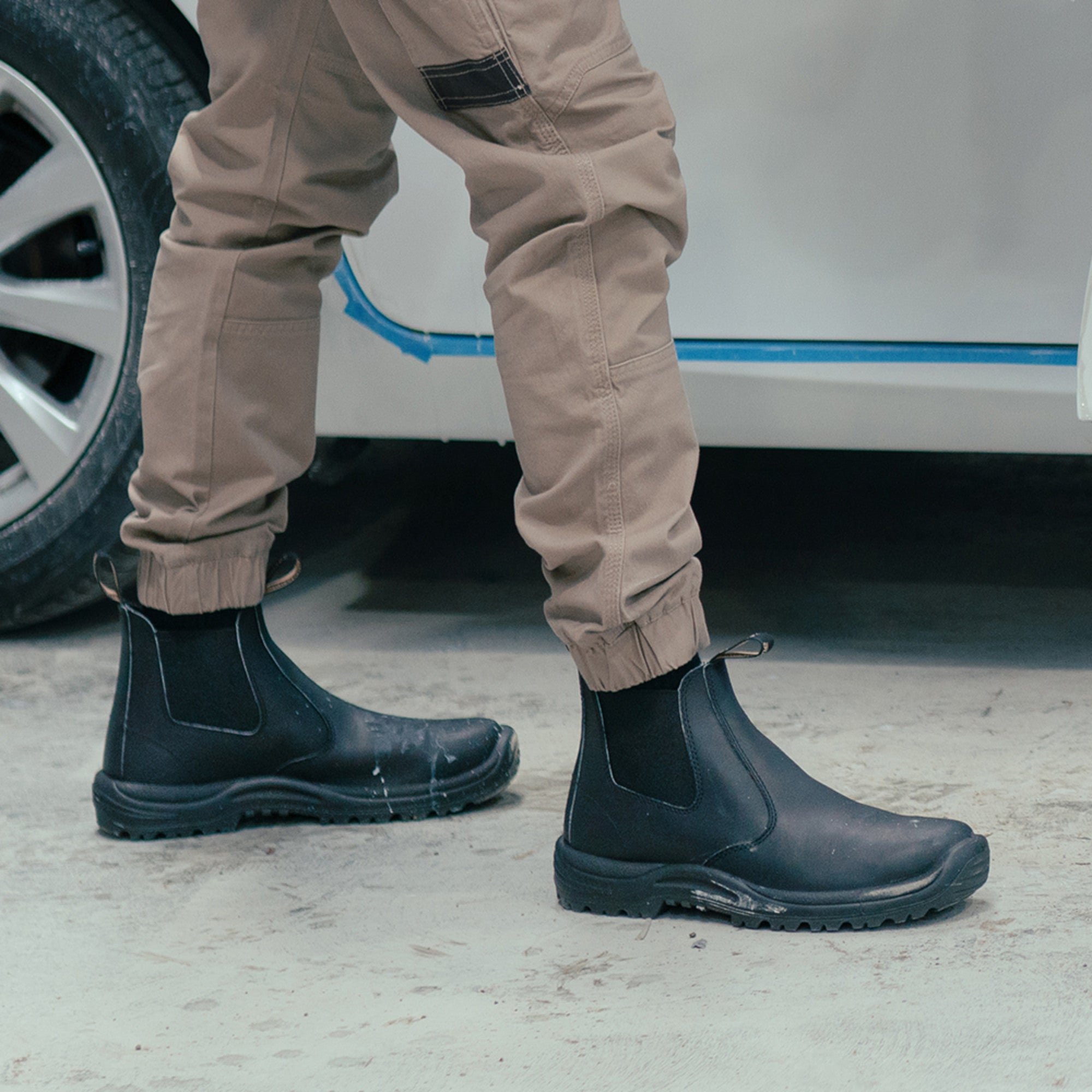 Black Premium Leather Chelsea Boots, Work Series 491 - Blundstone